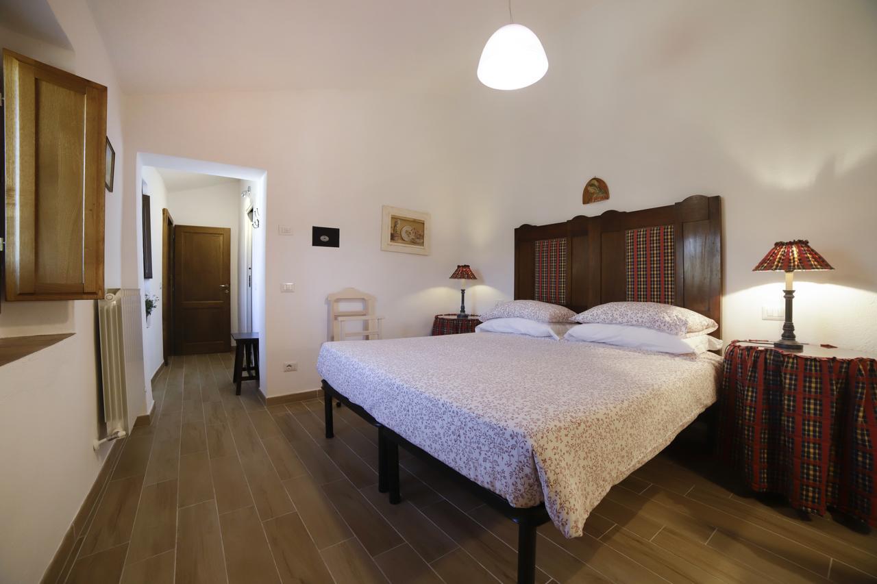 Bed and Breakfast Fattoria Poggerino à Radda in Chianti Extérieur photo